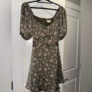 ARULA Olive Floral Puff-Sleeve Midi Dress size X